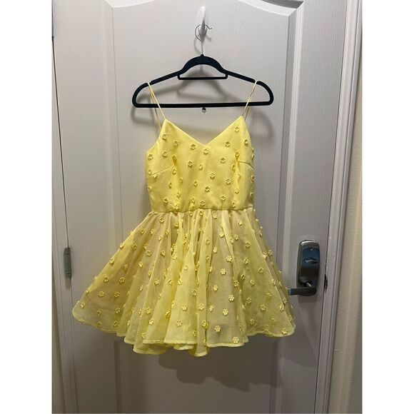 Helen O'Connor Paper Daisy 3D Flower Mini Dress Lemon Yellow size 4 NWT$499 - Picture 7 of 9